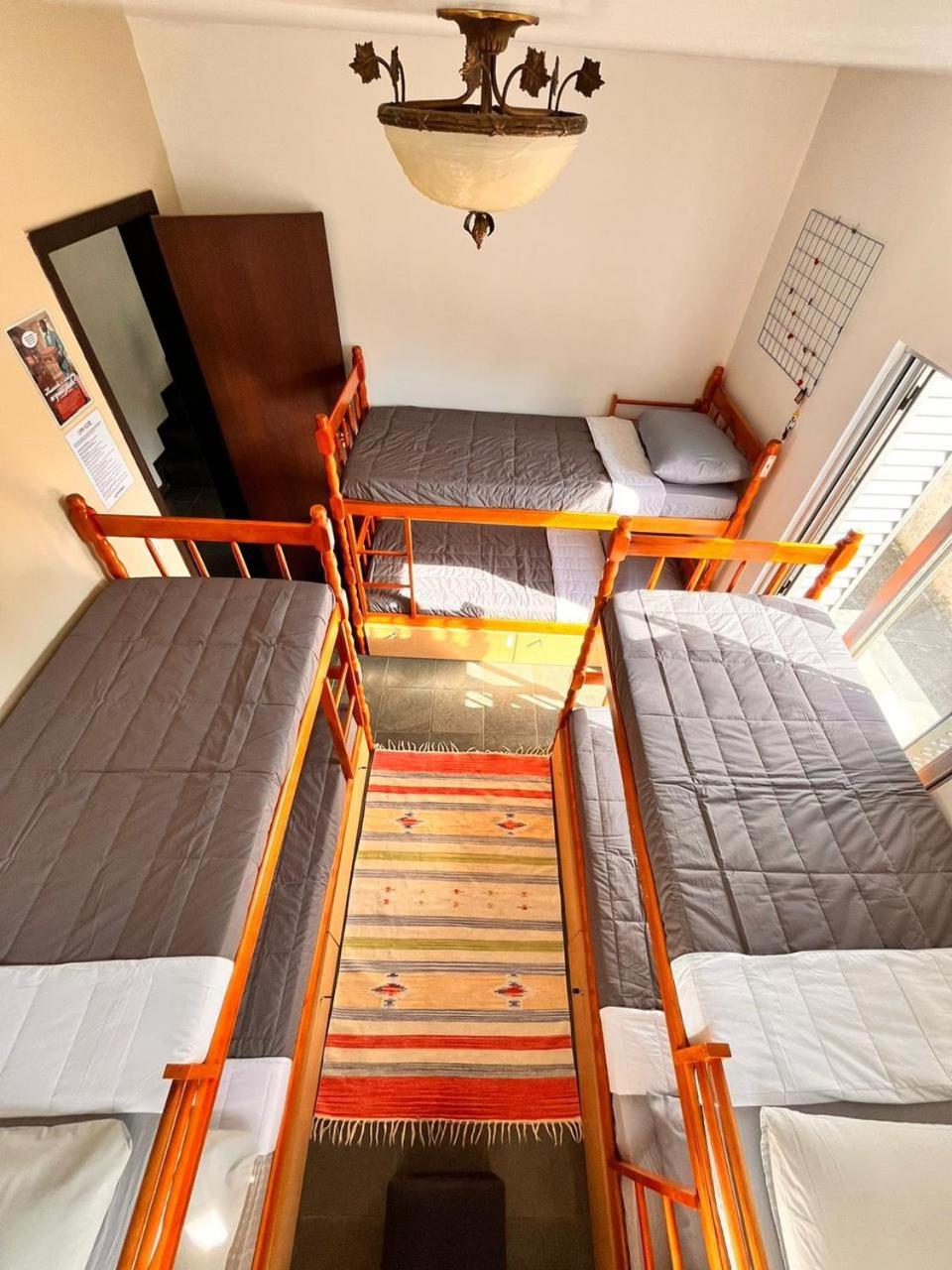 Opera Hostel Curitiba Luaran gambar